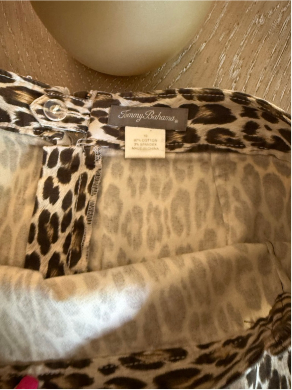 Women's Tommy Bahama Leopard Print Mini Skirt Size 10 Brown Beige - Picture 3 of 4